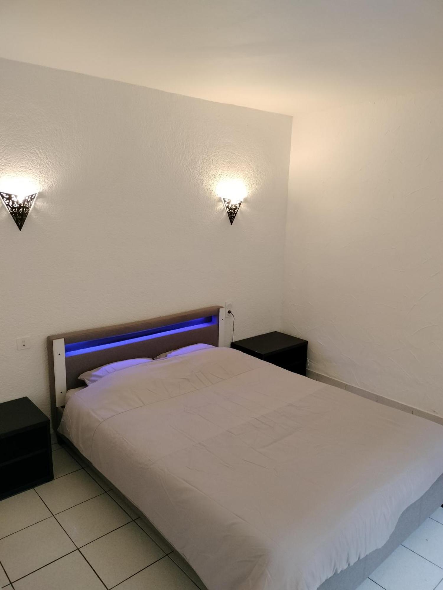 Appartement Cosy Avec Patio En Rdc Perpignan Exterior foto